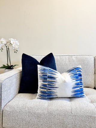 14x20 azul Multi Embroidered couch
