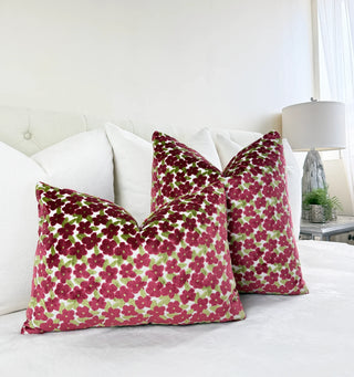 Berry Daisy Velvet Throw Pillow