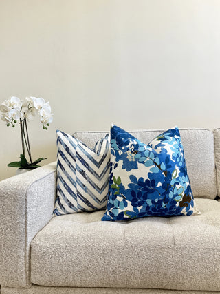 Thibaut Central Park Blue couch combo