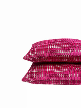 fuschia rectangle zipper
