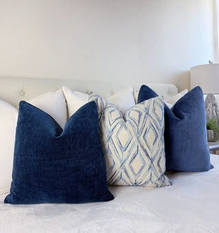 Ocean Diamond Chenille Throw Pillow