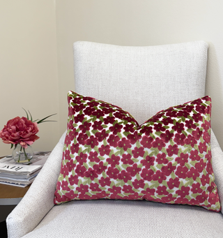 Berry Daisy Velvet Throw Pillow