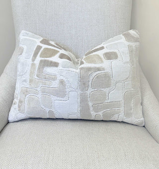 Dune Aussie Velvet Throw Pillow