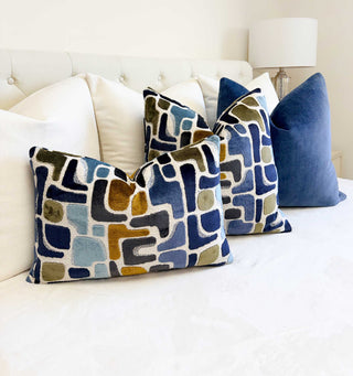 Blue Aussie Velvet Throw Pillow