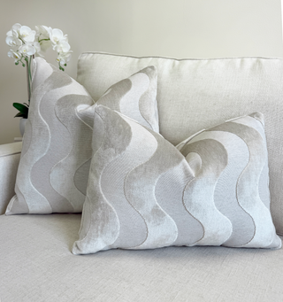 Sand Flow Velvet Throw Pillow