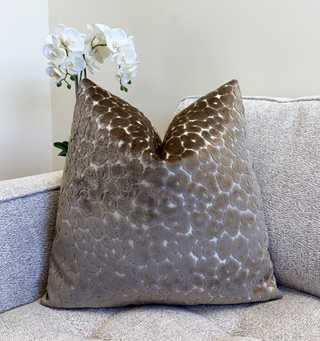 Mushroom Leopard Velvet Throw Pillow