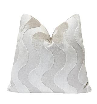 Pearl Flow Velvet Throw Pillow
