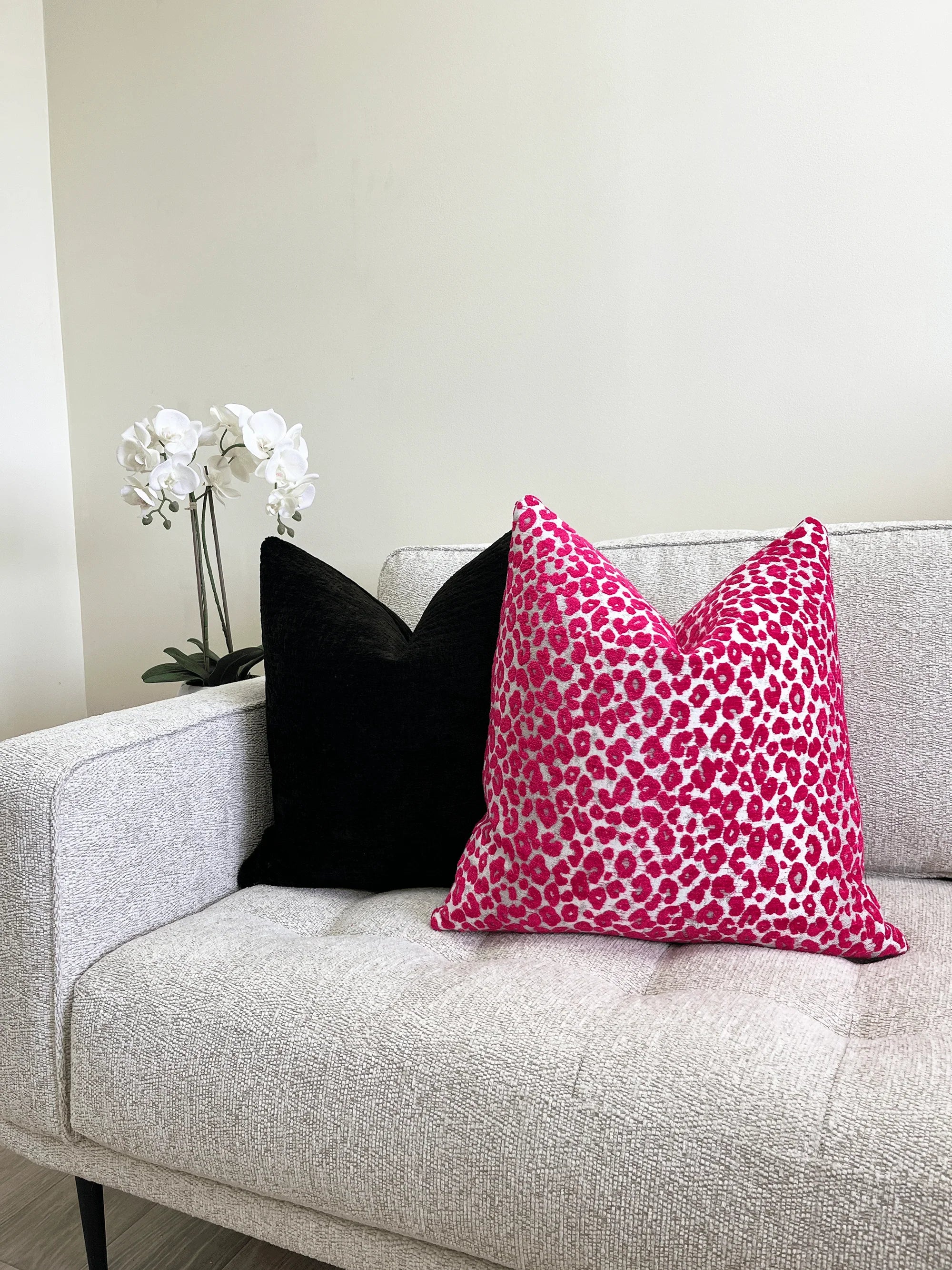 Magenta Pink Leopard Velvet Throw Pillow – Smithy Home Couture