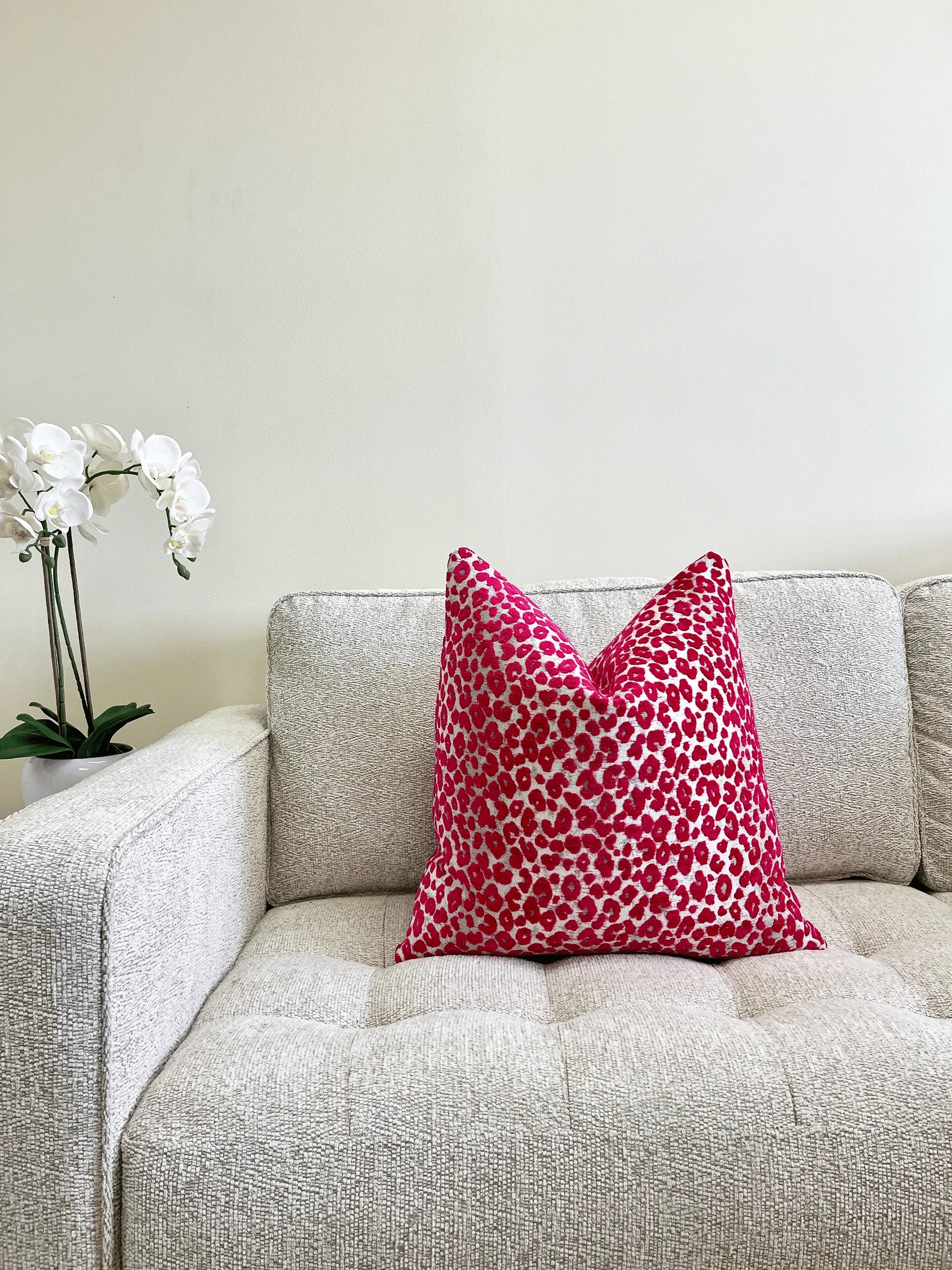 Magenta Pink Leopard Velvet Throw Pillow – Smithy Home Couture