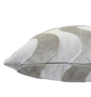 Pearl Flow Velvet Throw Pillow