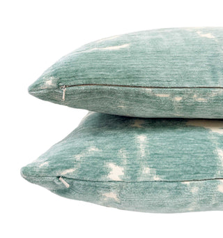 Seafoam Isle Velvet Throw Pillow